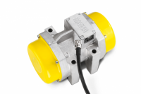 Площадочный вибратор Wacker Neuson AR 75/3/400